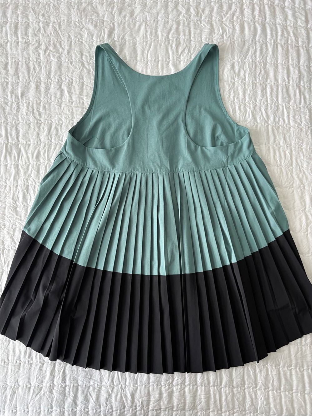 Athleta Pleated Tank Top — Sage Green and Black